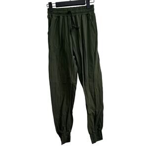 NWOT Women's Green Drawstring Sport Yoga Pants Ankle Cuff Small